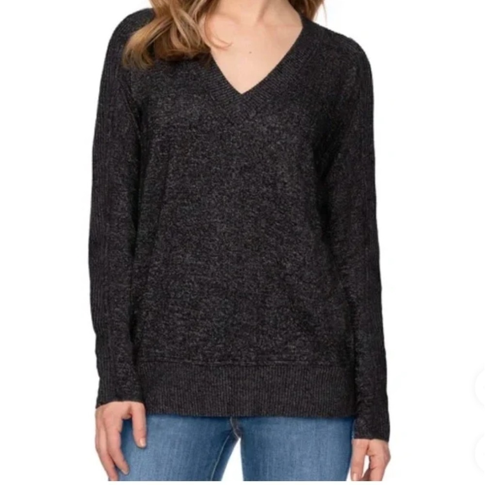Buffalo Ladies' Cozy Charcoal Black V-Neck Long Sleeve Top Women's Sweater